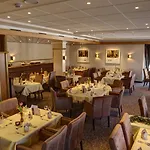 Am Badepark מלון 4*