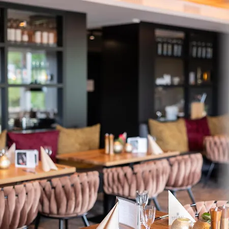 Nordwest-hotel Am Badepark 4*