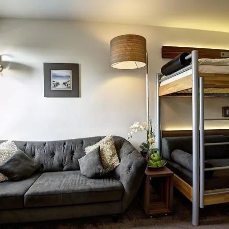 Hotel Am Badepark 4*