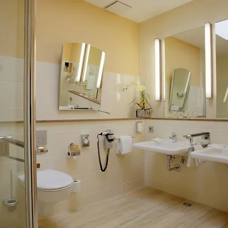 Hotel Nordwest-hotel Am Badepark 4*