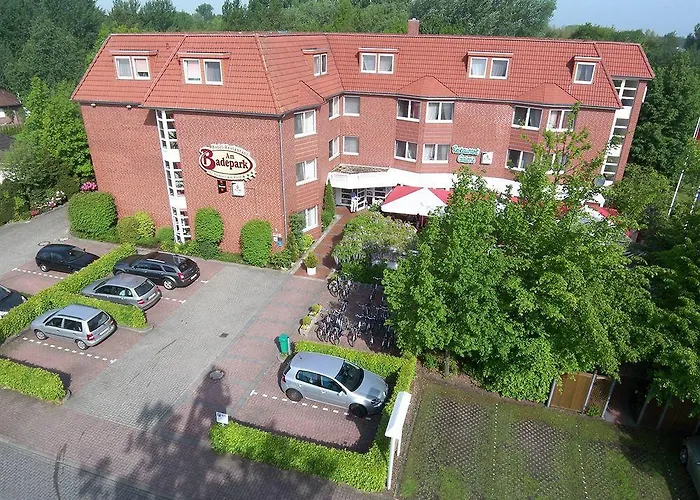 Hotel Am Badepark 4*